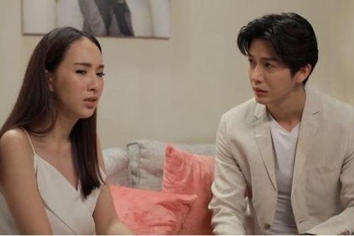 Biết mẹ vợ mắc bệnh nặng, chồng tôi có bao nhiêu vàng bán hết và bảo: Còn mẹ là còn tất cả!
