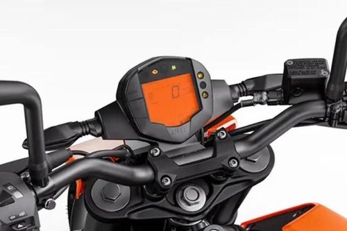 Ra mắt 'đế vương' xe côn tay 200cc giá cực rẻ chỉ 55,7 triệu đồng, trang bị cửa trên Honda Winner X