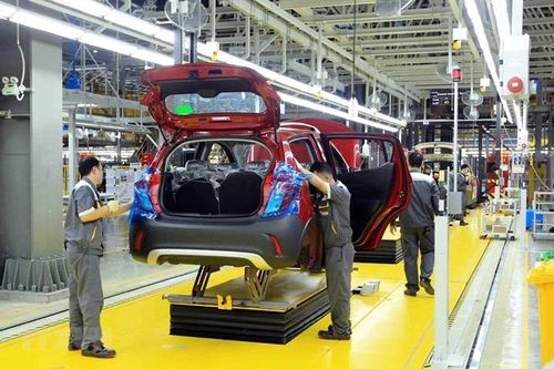 Đề xuất gia hạn thời hạn nộp thuế đối với ôtô trong nước