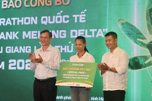Nữ VĐV thi tốt nhất tại giải marathon Hậu Giang sẽ được dự thi World Marathon Majors