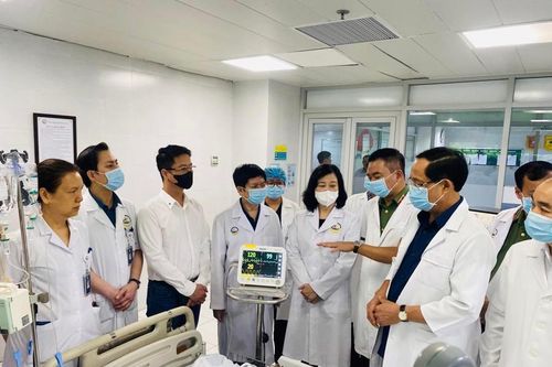 Tập trung điều trị tốt nhất cho các nạn nhân vụ cháy nhà trọ ở Hà Nội
