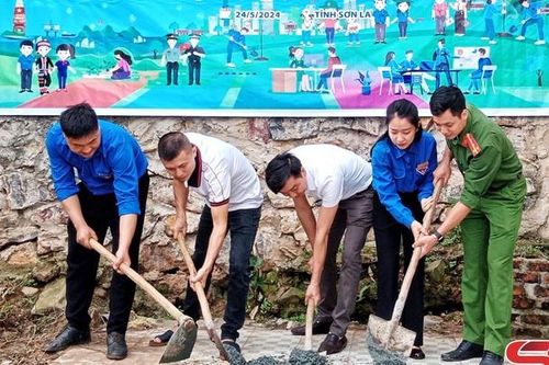 Khởi công xây dựng 'Trường đẹp cho em'