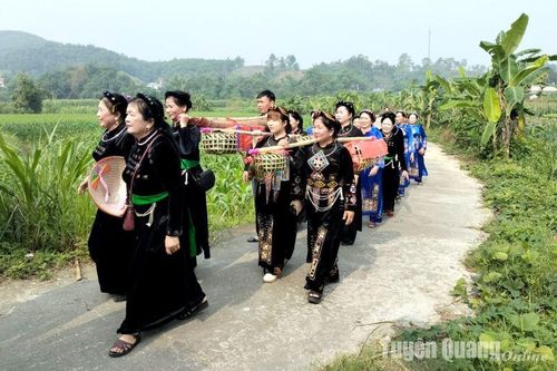 Phục dựng đám cưới truyền thống của người Tày