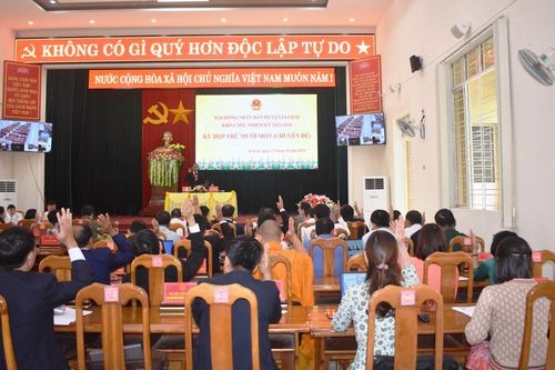 Bài 3: Chú trọng giám sát việc thực hiện quy định lấy ý kiến