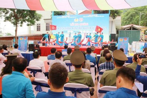 Ra quân chiến dịch thanh niên tình nguyện hè năm 2024