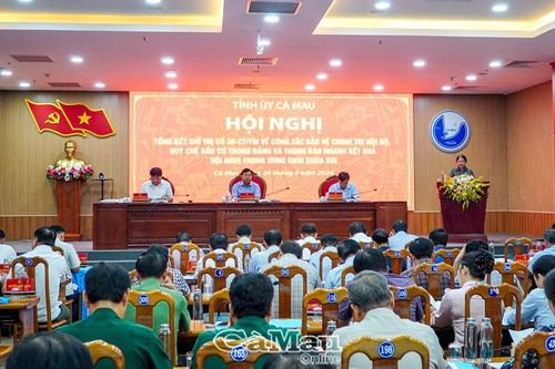 Chính trị nội bộ trong Đảng bộ ổn định