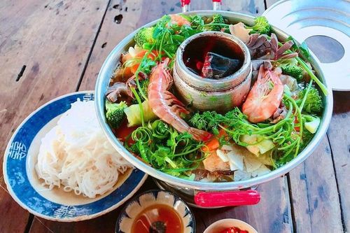 Quán chuyên ẩm thực miền Tây được yêu thích tại TP.HCM