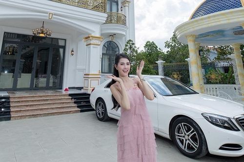 Cận cảnh biệt thự 10 tỷ đồng Hoa hậu Phan Thị Mơ xây tặng ba mẹ