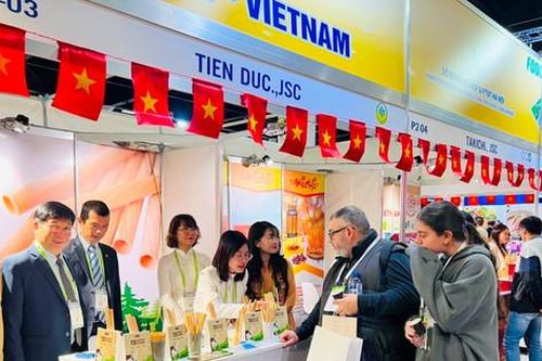 Khu gian hàng 'Hà Nội - Việt Nam' gây ấn tượng tại Hội chợ Foodservice Australia 2024