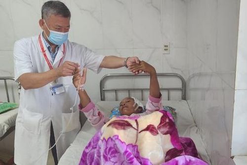 Phẫu thuật thành công bệnh nhân bị u não phức tạp