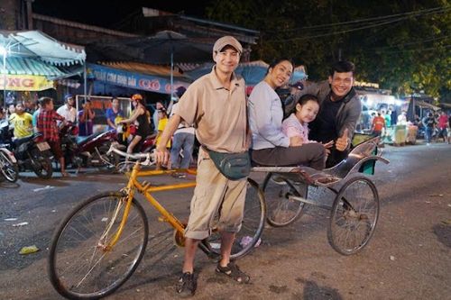 Vẻ đẹp văn hóa Việt được Lý Hải đưa vào loạt phim 'Lật mặt'