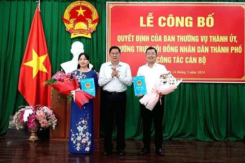 Bổ nhiệm nữ Trưởng phòng và Phó Bí thư Thành đoàn giữ chức Phó chánh Văn phòng