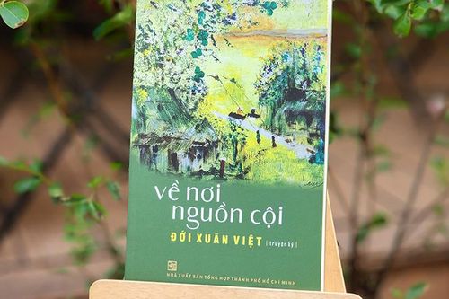 'Về nơi nguồn cội'- cuốn truyện ký hấp dẫn về một dòng họ