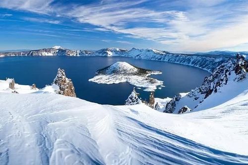 Top 10 hồ miệng núi lửa độc đáo nhất Trái Đất