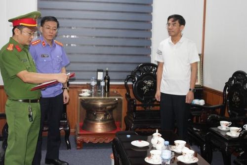 Sai phạm gì, khiến Chủ tịch UBND thị xã Cửa Lò cùng thuộc cấp bị bắt?