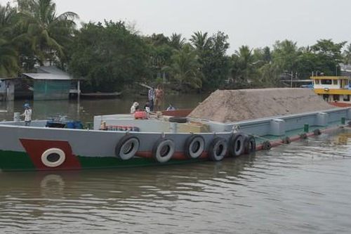 Vĩnh Long lập tổ vận động người dân đồng thuận khai thác cát cho cao tốc