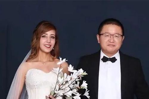 Lấy vợ châu Phi, người đàn ông trở thành đại gia, sở hữu hàng nghìn mẫu đất