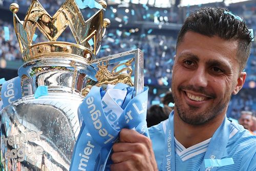 Man City đấu MU ở chung kết FA Cup: Thiên tài lãnh đạo Rodri