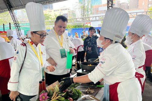 TP Hồ Chí Minh: Giao lưu các món ngon có nguyên liệu từ sâm