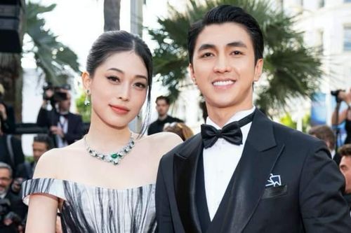 Bình An - Phương Nga sánh đôi trên thảm đỏ Liên hoan phim Cannes