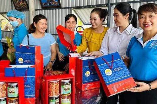 Cà Mau: Hỗ trợ phụ nữ khởi nghiệp với sản phẩm thế mạnh của địa phương