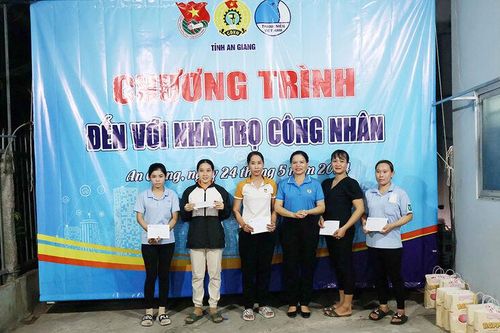 Sôi động, bổ ích, nhiều chăm lo tại chương trình 'Đến với nhà trọ công nhân' lần II/2024