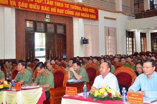 Tiếp tục nhân rộng mô hình 'Trở về đức tin, giữ bình yên thôn làng'