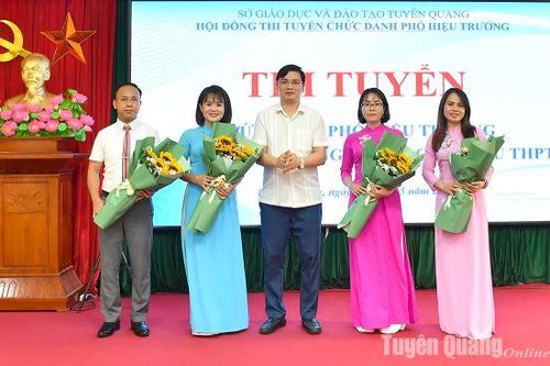 Thầy giáo Nguyễn Văn Khải trúng tuyển chức danh Phó Hiệu trưởng Trường Phổ thông Dân tộc nội trú THPT tỉnh
