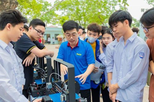 Công nghệ kỹ thuật điều khiển và tự động hóa - ngành nâng tầm cuộc sống