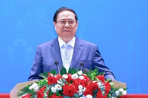 Thủ tướng Phạm Minh Chính: '3 đẩy mạnh, 3 tiên phong, 3 bứt phá' để góp phần thúc đẩy tăng năng suất lao động