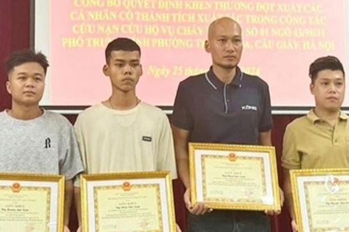 Thủ tướng khen ngợi những 'người hùng' đã dũng cảm cứu người trong vụ cháy tại phố Trung Kính