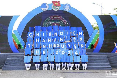 Toàn cảnh Lễ ra quân Chiến dịch Thanh niên tình nguyện hè năm 2024