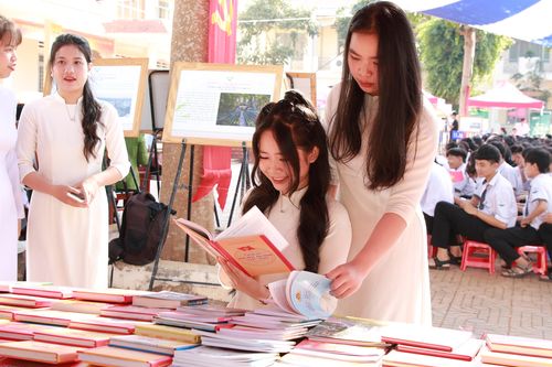 Khơi dậy đam mê đọc sách