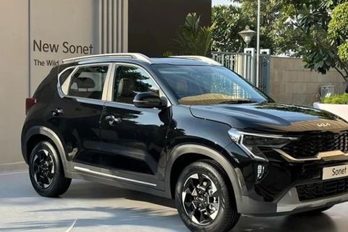 Cận cảnh KIA Sonet phiên bản nâng cấp, giá từ 235 triệu đồng