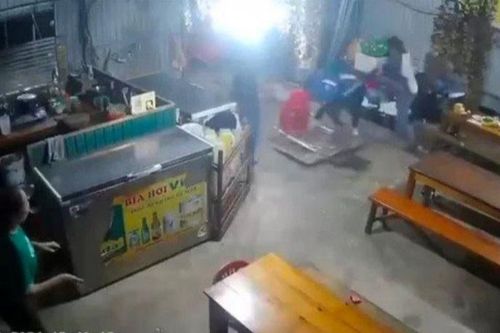 Gây án mạng vì tranh cãi chuyện tào lao trên bàn nhậu