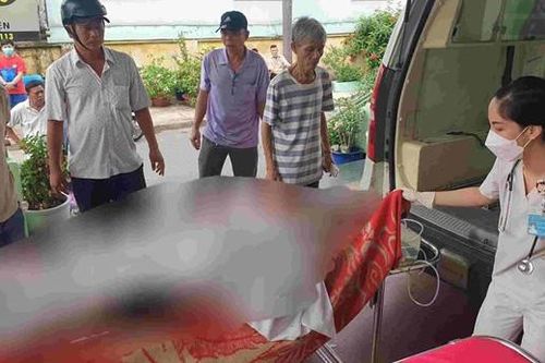 Người phụ nữ nghi tẩm xăng tự thiêu trong phòng trọ ở Bình Dương