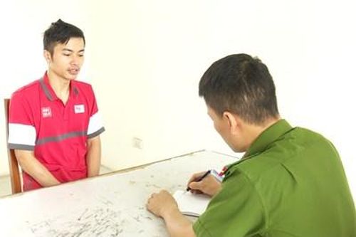 Bắt đối tượng 'Lừa đảo chiếm đoạt tài sản' trên không gian mạng