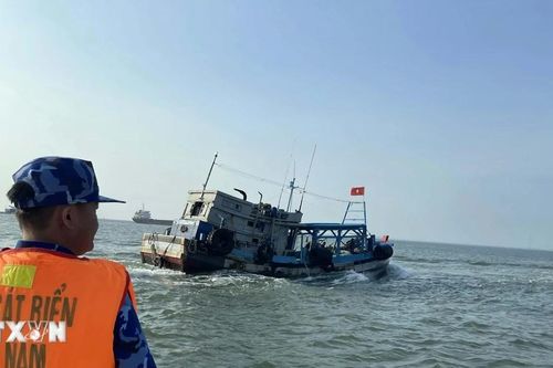 Kiên Giang: Bắt giữ 2 tàu chở 30.000 lít dầu diesel không rõ nguồn gốc