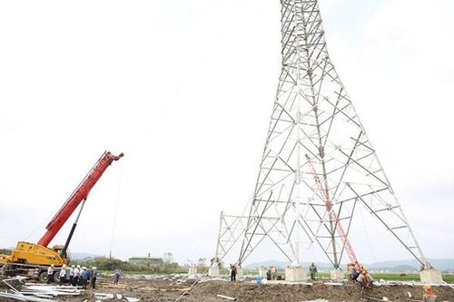 Kỷ niệm 30 năm hoàn thành đường dây 500kV Bắc - Nam mạch 1: Viết tiếp bản hùng ca
