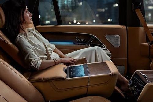 Lần đầu tiên Range Rover được sản xuất ngoài Vương quốc Anh