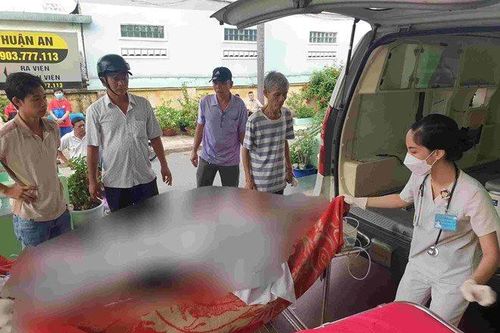 Điều tra một người bỏng nặng nghi tự thiêu