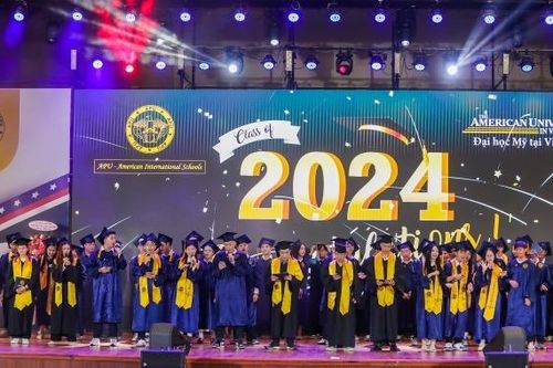 25 triệu USD học bổng được trao cho học sinh hệ thống Trường Quốc tế Hoa Kỳ APU
