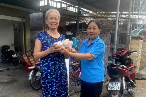 Nữ cán bộ hội hết mình vì cộng đồng