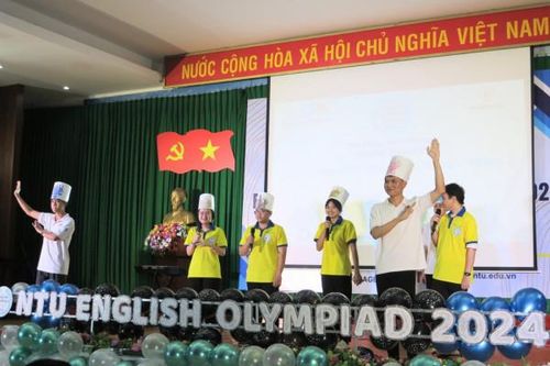 Trường Đại học Nha Trang: Chung kết cuộc thi Olympic tiếng Anh không chuyên