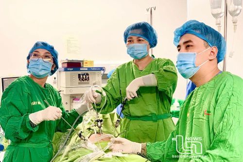 Phẫu thuật thành công khối u nang buồng trứng 'khủng' cho bệnh nhân
