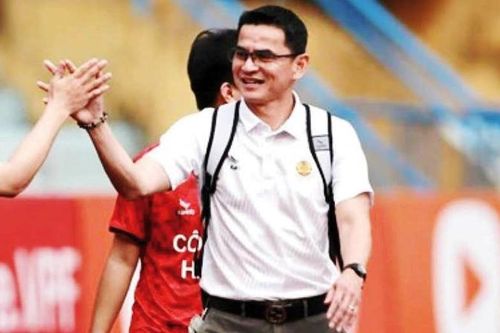 Kiatisuk & V-League