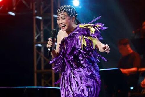 'Đóa hồng gai' ngập tràn cảm xúc khi Phương Thanh hội ngộ cùng khán giả Thủ đô