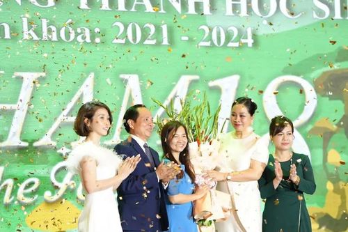CHẠM 18: THE FAERIE miền ký ức Nhân văn