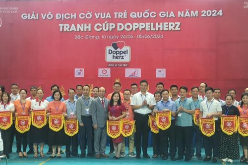 Gần 1.300 kỳ thủ thi đấu ở giải cờ vua trẻ quốc gia