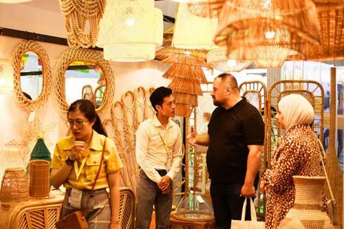 Sôi động thị trường xuất khẩu gỗ và hàng nội thất